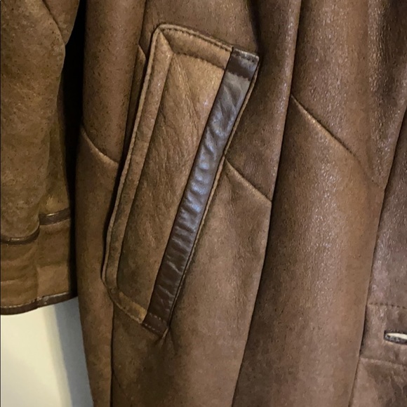 Coat - Picture 7 of 8